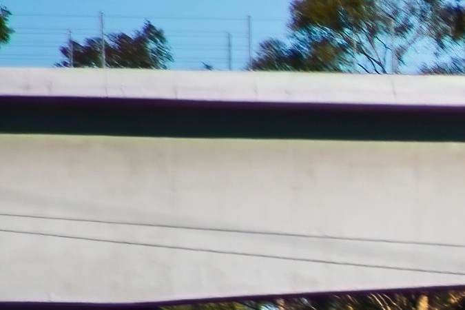 Por lo general, el promedio maximo de velocidad en una autopista de EE. UU. es de 80 mph.