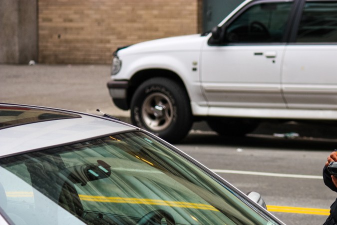 Conoce las sanciones más frecuentes al volante en Estados Unidos.