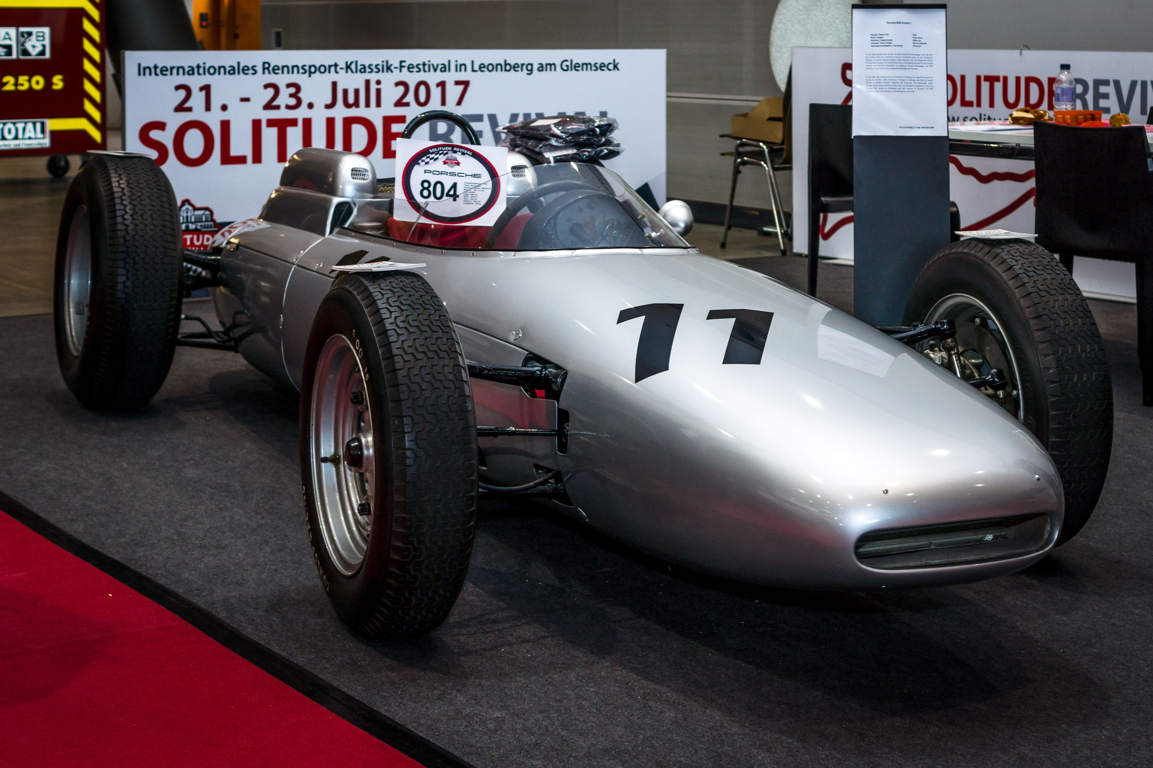 Porsche participó como equipo en la F1 en 1962.