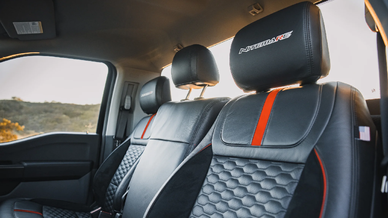 Roush Nitemare 2025 le fue modificado todo el interior para darle un toque más deportivo.