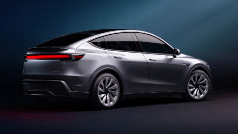 Tesla Model Y Juniper Long Range 2025.