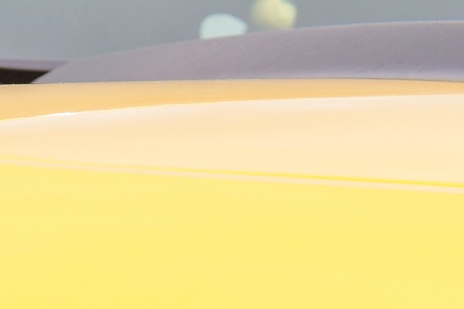 tornillos para fijar placas de matrícula en el auto