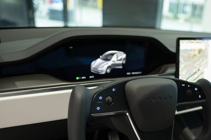 Qué es un volante tipo Yoke