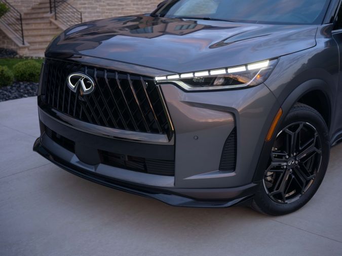 Infiniti QX60 se renueva para 2026.