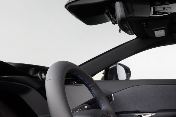 Lexus RZ 2026 tiene un nuevo diseño de asientos.