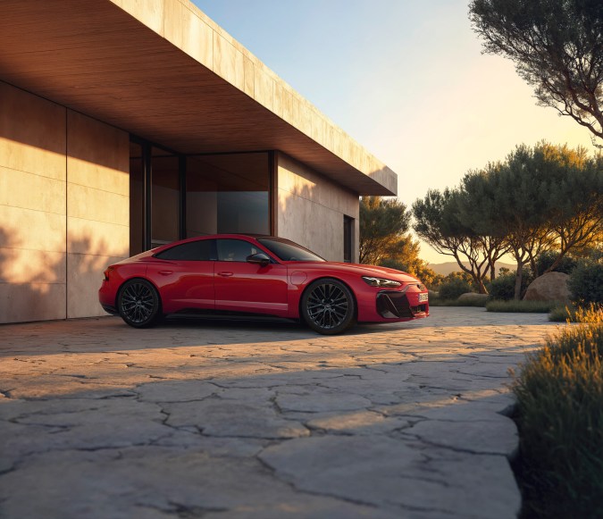 Audi e-tron GT quattro 2026 tiene una autonomía de 387 millas.