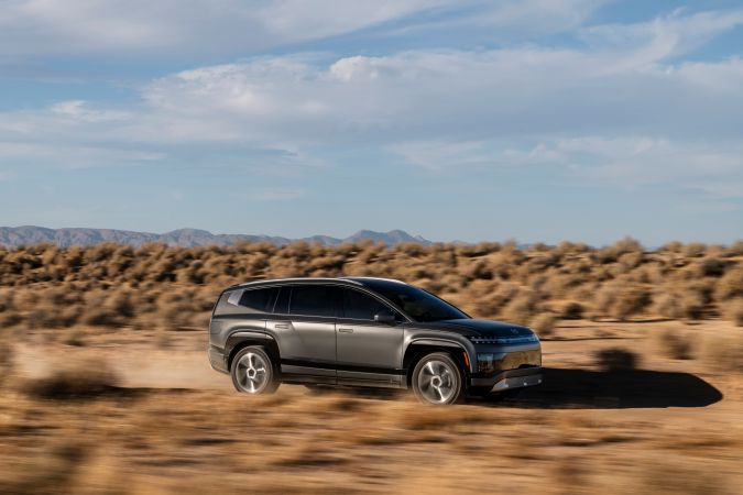 Hyundai Ioniq 9 ofrece rendimiento y confort para la familia.