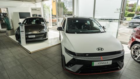 Precio de autos en Estados Unidos ya supera los 50,000 dólares