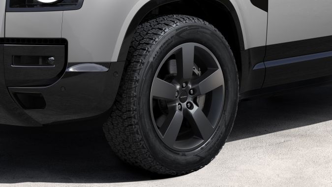 Land Rover Defender 2026 llega con nuevas opciones de personalización.
