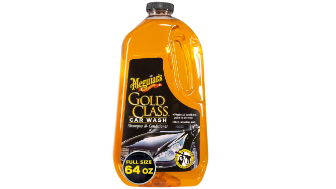 Meguiars Gold Class Car Wash otorga un gran lavado a bajo costo.