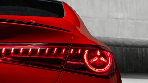 ¿Tesla supercharger le sirve al Mercedes-Benz CLA 2026?