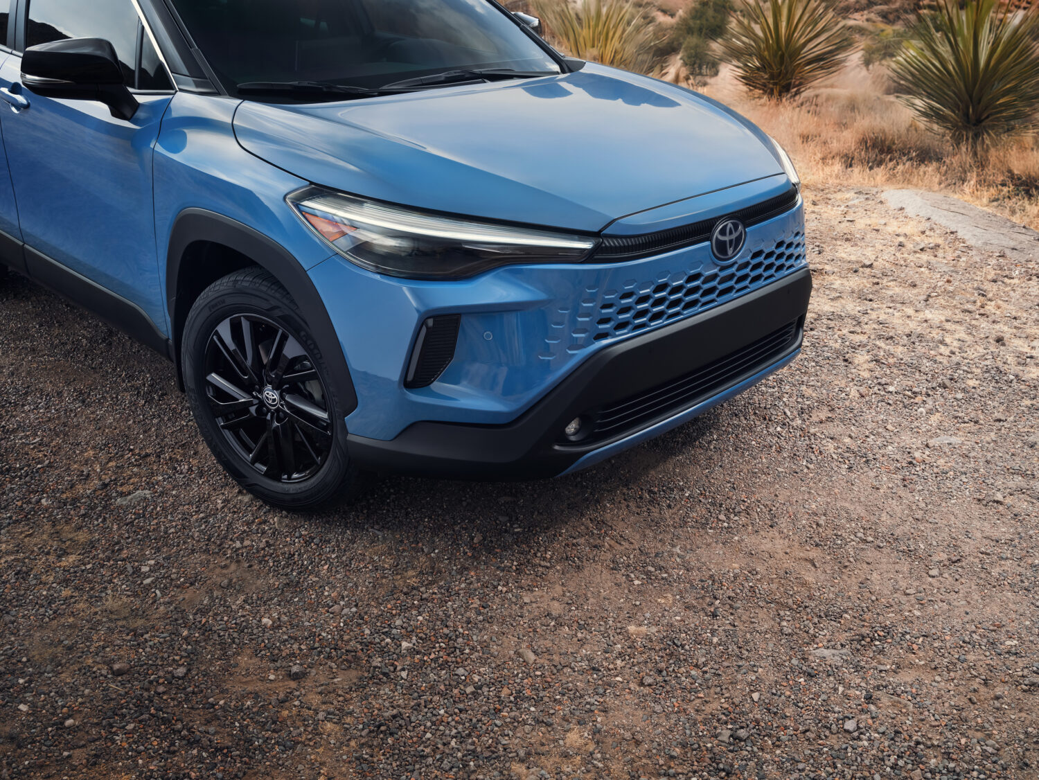 Toyota Corolla Cross 2026 tiene grandes capacidades para carretera.