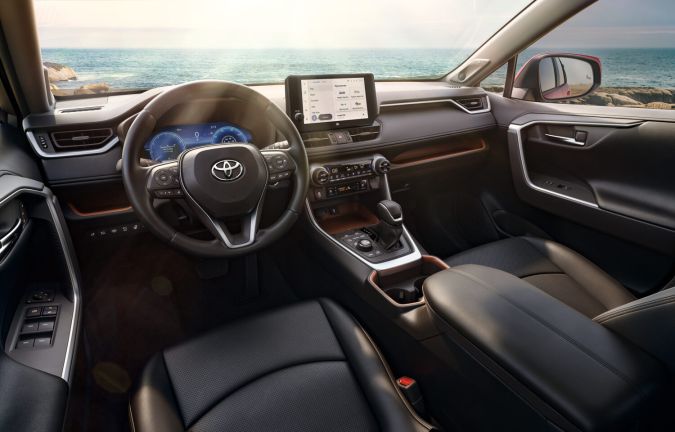Toyota RAV4 2026: Diseño y tecnología híbrida