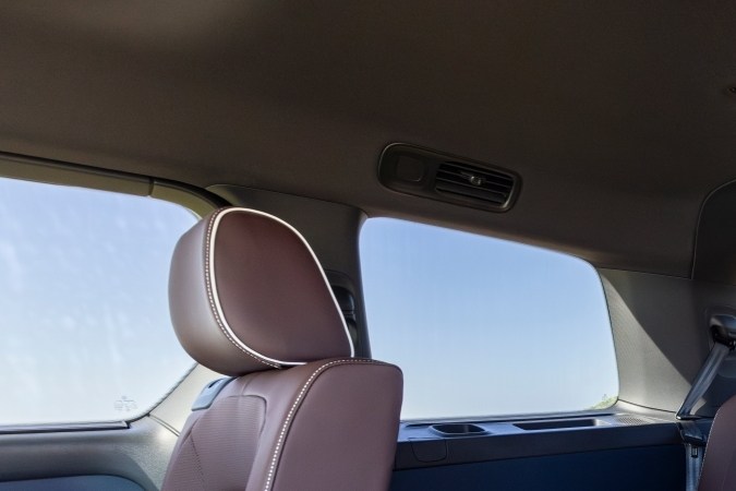 Volkswagen ID.Buzz tiene problemas en la tercera fila de asientos.