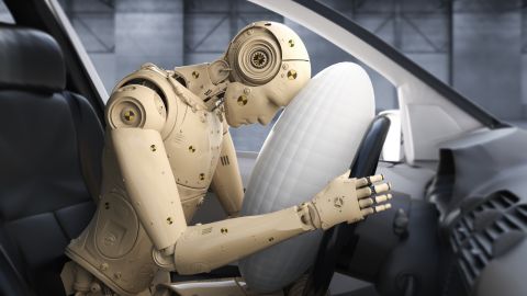 Los airbags salvan muchas vidas en caso de accidentes.