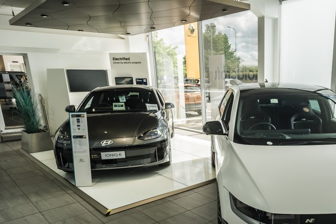 ¿Adiós a los descuentos? Guía para comprar autos en 2025