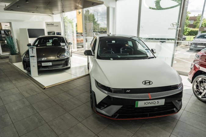 ¿Adiós a los descuentos? Guía para comprar autos en 2025