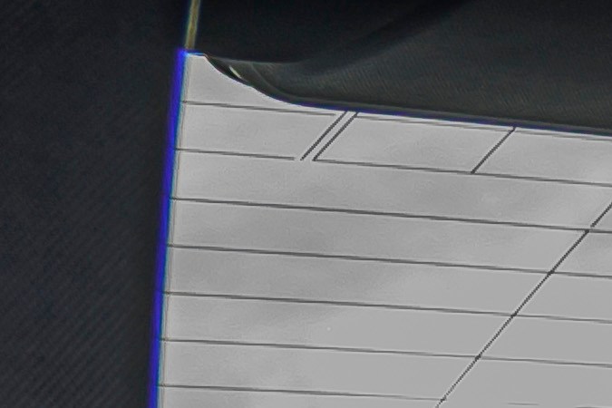 BMW M2 CS 2026 tiene un interior con elementos como Alcantara y fibra de carbono.