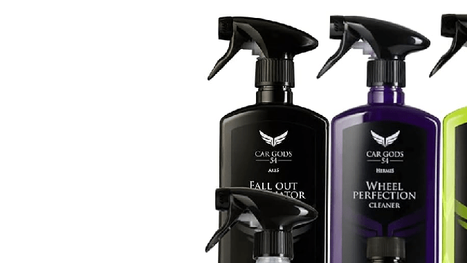 Kit de limpieza para autos de Car Gods ofrece practicidad.