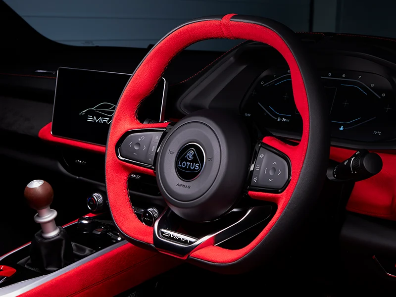 Interior del Lotus Emira Clark Edition