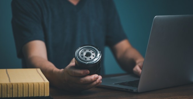 Mejores sitios web para comprar repuestos de camiones