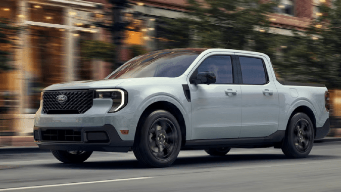 Ford Maverick tiene grandes capacidades a bajo costo.