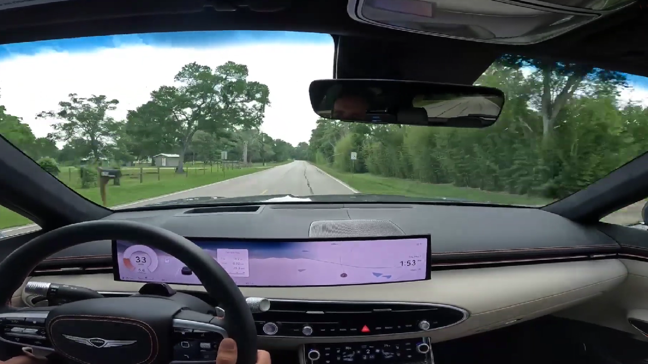 La Genesis GV70 2026 tiene una conducción estable y silenciosa.