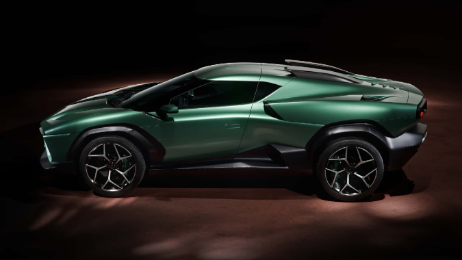 Giamaro Albor es el segundo modelo de la empresa de autos italiana.