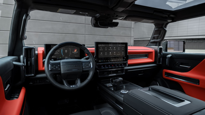 GMC Hummer EV 2026 tiene mejoras como el Super Cruise.