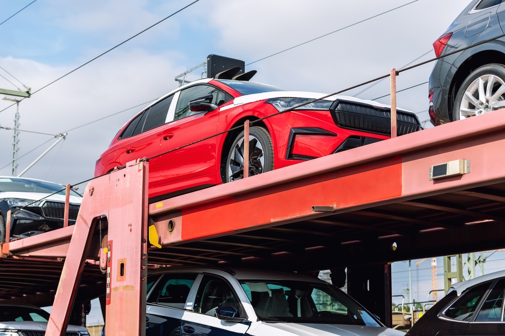¿Compraste un auto en USA? Conoce los prohibidos en México