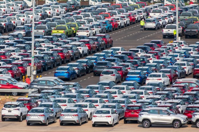México prohíbe registrar estos autos de lujo importados
