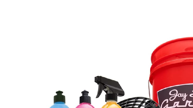 Kit de limpieza para autos de Jay Leno's Garage se vende por más de $130 dólares.