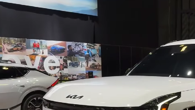 Kia EV9 2026 Nightfall Edition trae una estética premium.