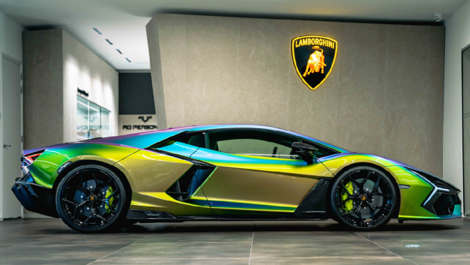 El Lamborghini Revuelto puede ser personalizado por el programa Ad Personam de la marca.