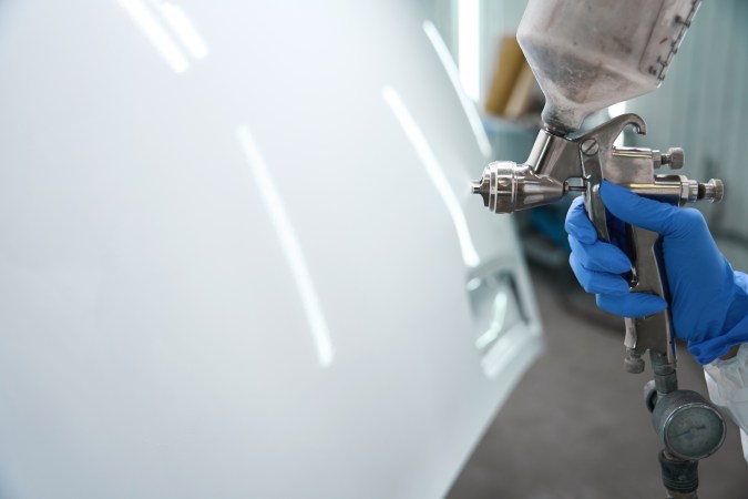 Las pinturas de autos están compuestas por químicos que resisten cualquier tipo de desgaste.