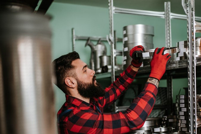 Mejores opciones para comprar repuestos de camiones