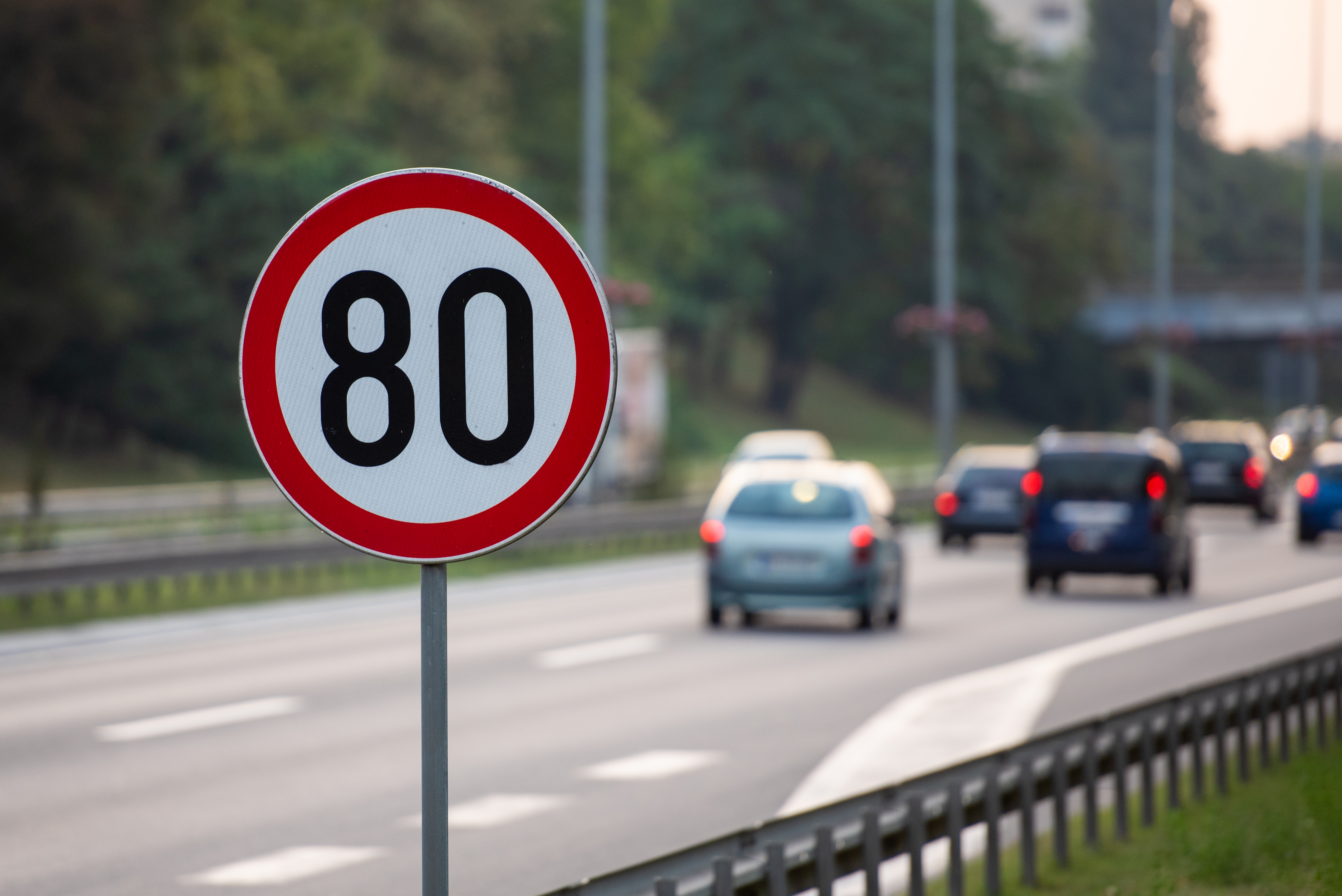 En EE.UU. los límites de velocidad son diferentes en varios estados.