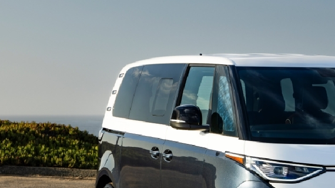 Problemas en las medidas de la tercera fila de asientos hacen que se retiren miles de Volkswagen ID.Buzz