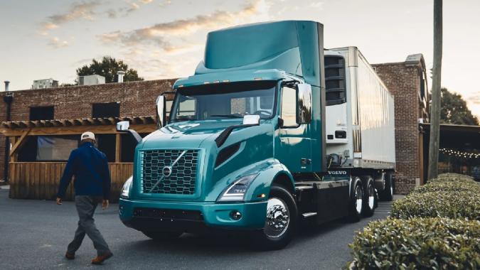 Volvo VNR Electric tiene una autonomía de 275 millas.