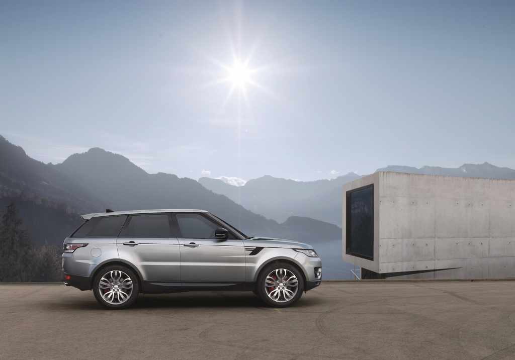 Seguridad automotriz: Jaguar Land Rover enfrenta investigación de NHTSA.