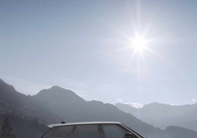 Seguridad automotriz: Jaguar Land Rover enfrenta investigación de NHTSA.