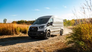 Ahorra en la Ford Transit con la oferta de junio 2025.