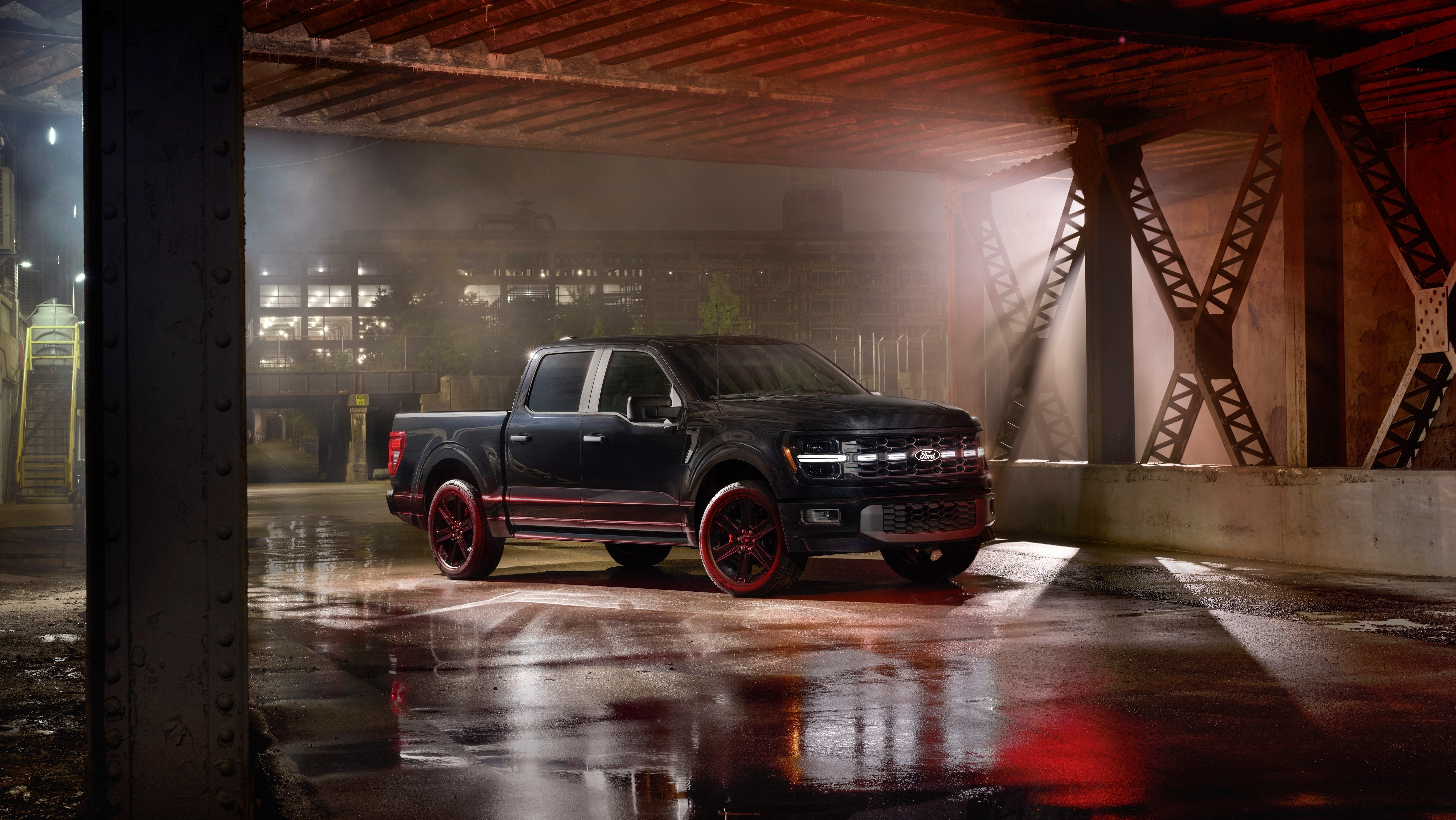 Ford F-150 Lobo 2025 se desprende de la versión STX.