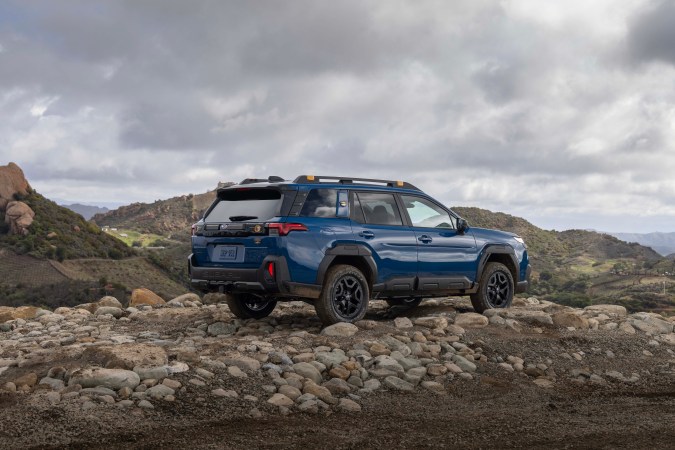 El Subaru compacto que conquista ciudad y aventura.