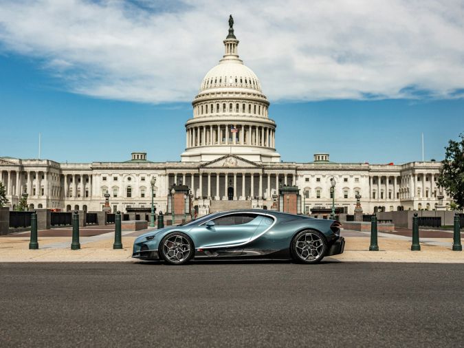 Bugatti Tourbillon: Hiperdeportivo híbrido de 1800 hp para 2026