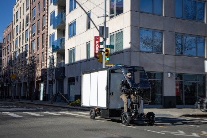 Honda Fastport eQuad se impulsa a través de pedaleo.