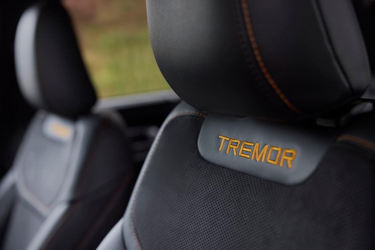 Ford Explorer Tremor 2026 tiene asientos bastante cómodos.