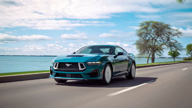 Ford Mustang 2026 body FX está inspirado en los años 80 y 90.