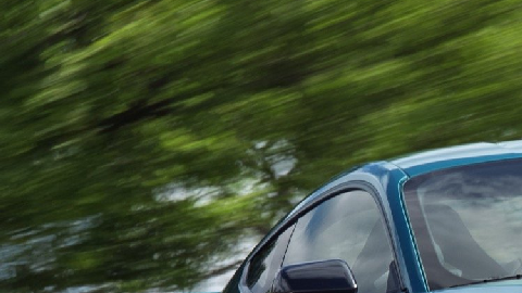 Ford Mustang 2026 body FX estrena el color azul adriática.