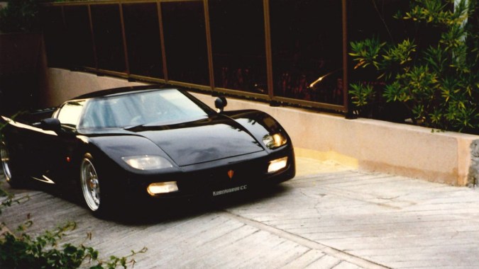 Koenigsegg CC salió en el 2000 como el primer auto de la marca.